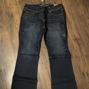 Women’s American Eagle Jeans - Size 16 Short   Style: Kick Boot Stretch